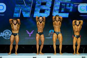 CLASSIC PHYSIQUE ЮНИОРЫ